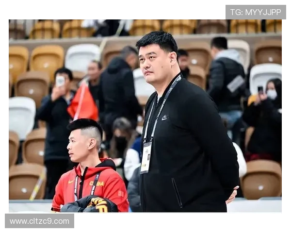 姚明餐厅经营之道:从篮球巨星到美食界的成功转型与挑战